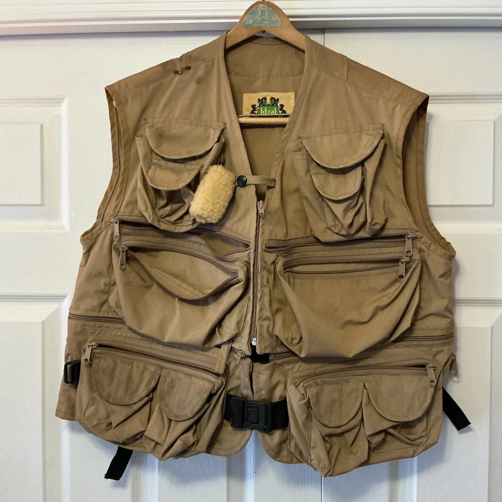 Ideal Fishing Vest Mens XL Khaki Multi Pocket Zip Front Utility Made In USA Read
