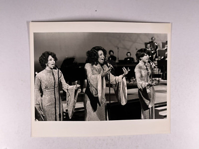 The Three Degrees Photo Valerie Holiday Original Press Promotion May 18th 1977