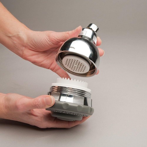 WSH-C125 Wall Mounted Filtered Showerhead with Massage, 10,000 Gallon, Chrome - Picture 3 of 3