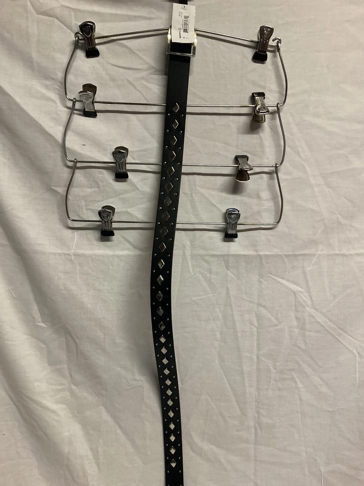 Cinturón con tachuelas de diamante negro talla S/m Foto 2 de 4