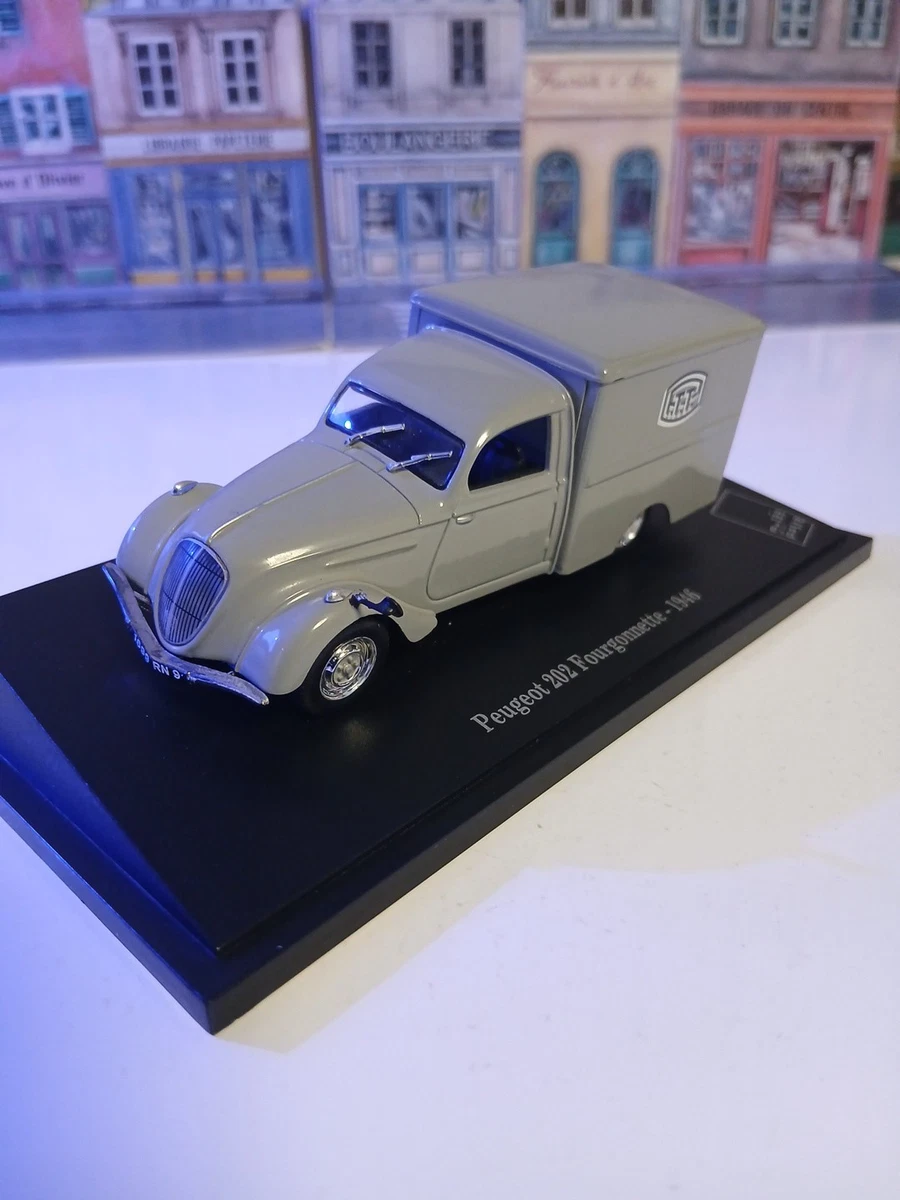Peugeot 204 Break Vitré La Poste Miniature 1/43 – Universal Hobbies, Jaune, état Neuf