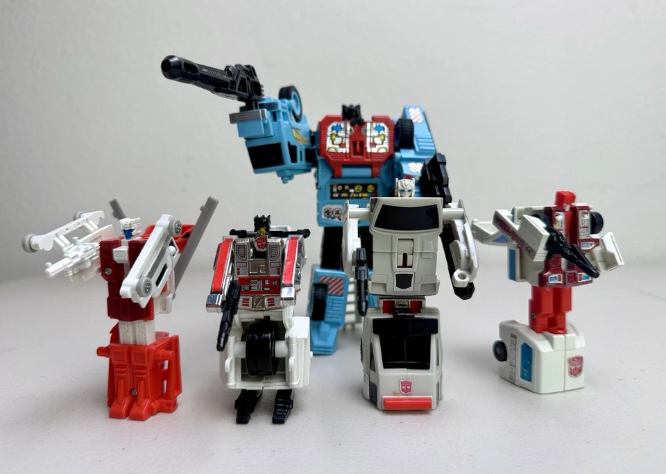 Defensor 100% Complete Vintage 1986 G1 Transformers Hasbro Protectobots Metal - Image 2 of 4