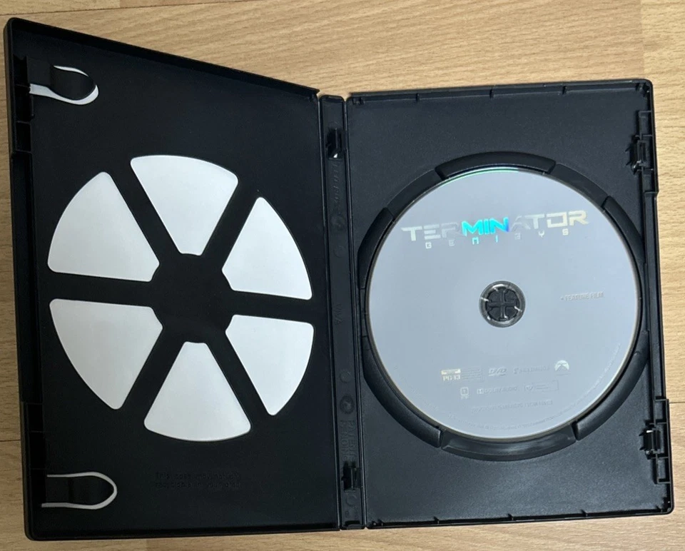 Terminator Genisys DVD Arnold Schwarzenegger Jai Courtney Jason/Emilia Clarke - Image 4 of 4