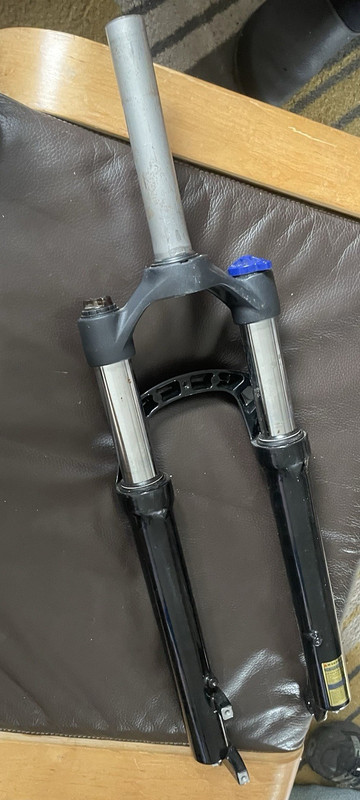 Mountain Bike Suspension Fork 100mm Travel Tapered Steerer Black/Silver/Blue