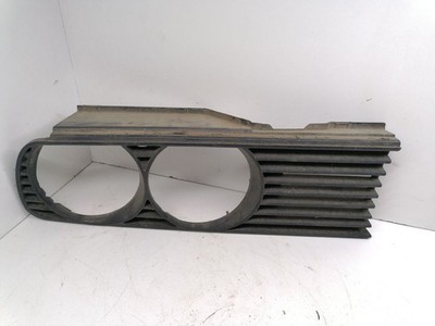 BMW 3 E30 1988 Rechts Untere Verkleidung Scheinwerfer 18760920 EDA12776