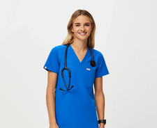 NWT Women's Figs Catarina One Pocket Scrub Top in Royal Blue Size XL