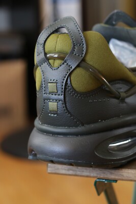 Nike Mens Air Kukini Pilgrim Green Running Shoes Size 13 Sneakers