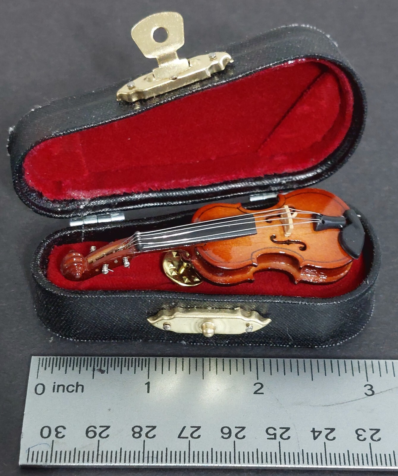 Picture 3 of 19