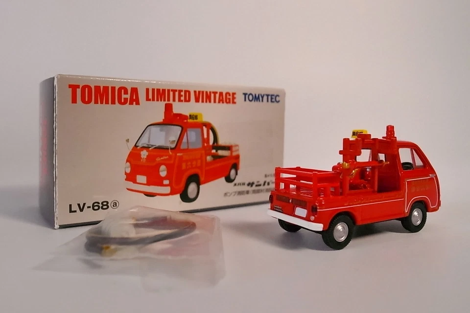 Camión de bomberos Tomica Vintage LV-68a SUBARU Sambar 1/64 Diecast Model Car Japón JDM Foto 3 de 4