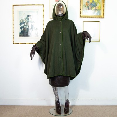 Vintage 70s Forest Green Wool Hooded Cape | One Size Fit Most