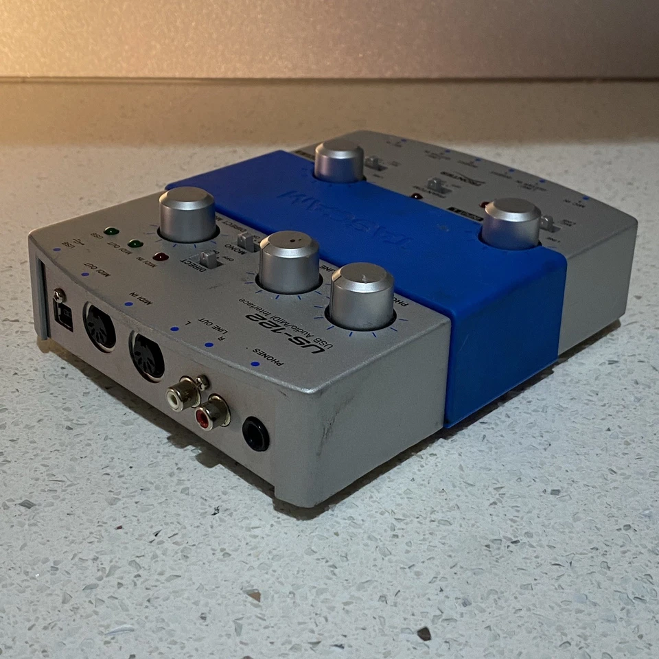 Tascam US-122 - 2 Channel - USB Audio MIDI Interface DJ Mixer - Image 3 of 4