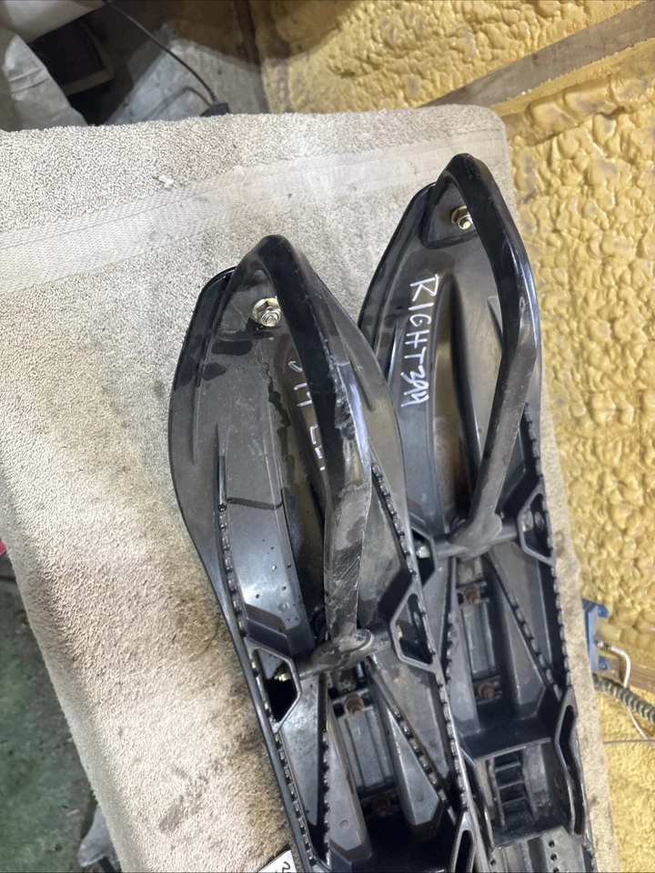 2008 Polaris Rmk 800 Gripper Skis Runners Slides Set Pair 394 - Image 3 of 4