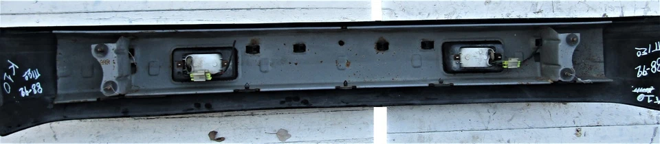 日产 March Micra K10 型号 1988 92 后保险杠二手 — 第 2/4 张图片