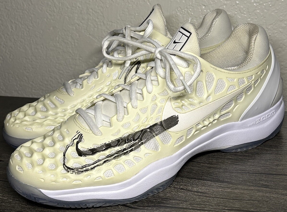 Nike Tennis Rafa Nadal Zoom Cage 3 918193-105 Metallic Nike Tennis Rafa Nadal Zoom Cage 3 918193-105 Metallic