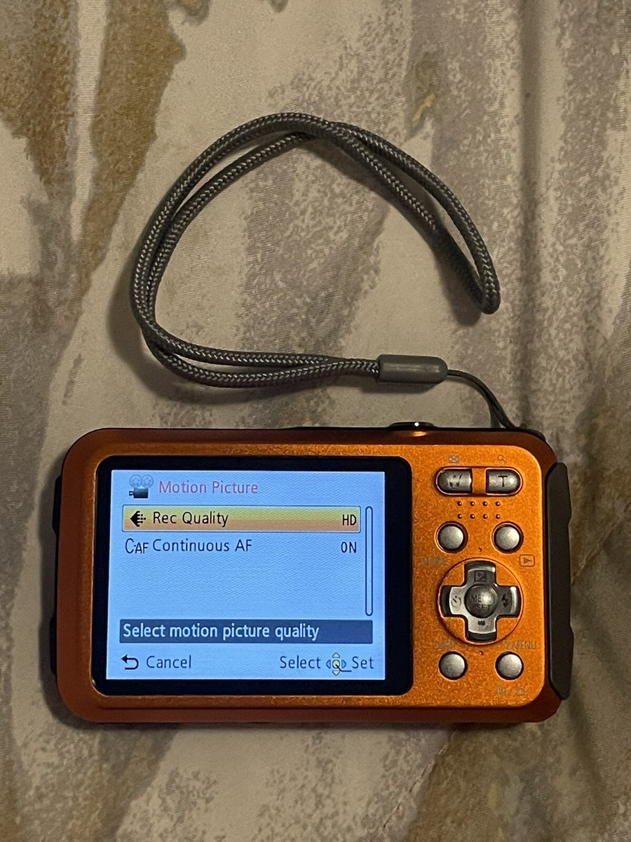 美品 Panasonic LUMIX DMC-FT5　オレンジカラー Panasonic LUMIX DMC-TS5 / DMC-FT5 16.1MP Digital Camera - Orange