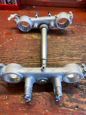 1995 Kawasaki KX125 Triple Clamps Upper & Under Holder 44037-1329