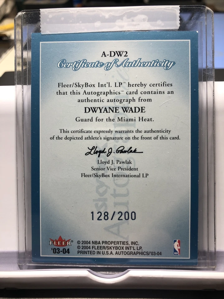 2003-04 Dwyane Wade Fleer Skybox autógrafos controle remoto automático #128/200 Miami Heat HOF - Imagem 2 de 2