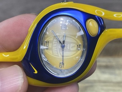 Nike Triax Swift Analog Juventus Football Club Watch WR0078 HTF | eBay