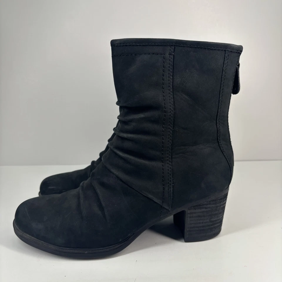 Botas Rockport Cobb Hill Natashya para mujer EE. UU. 9M de cuero negras con tacón holgado Foto 3 de 4