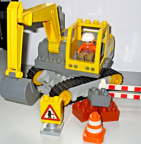 Lego Duplo ~ Excavator ~ Spares ~ Large Crawler Excavator ~ 4986