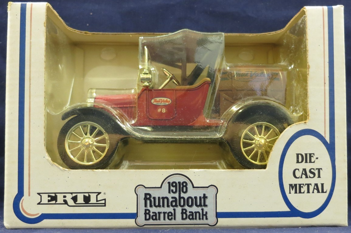 ブリキ玩具★ヴィンテージ ERTL／アーテル★ダッジ バン／希少な当時物used ERTL - 1918 Runabout Barrel Bank - 1:25 Scale - True Value