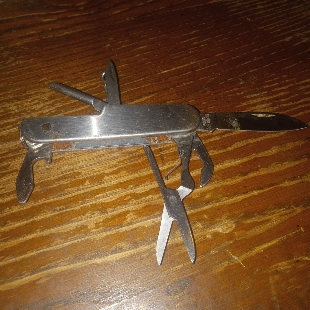 10-Piece Multi-Tool Set for Camping Hiking Survival