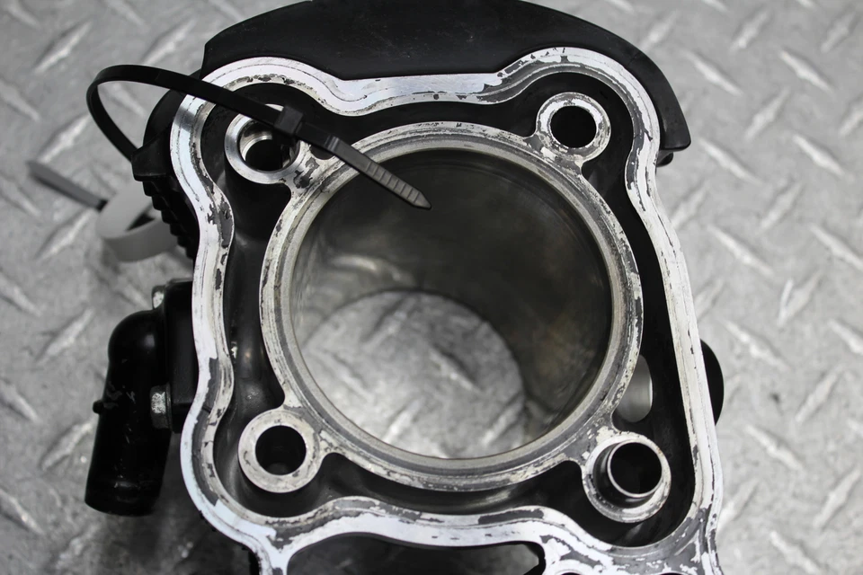 Honda Shadow Spirit 750 VT750DC 2005 motor pistón cilindros bloque jarra Foto 3 de 4