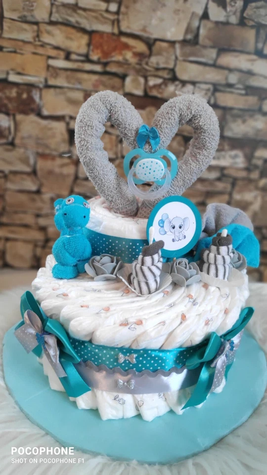 MARKENLOS Windeltorte Mädchen/Junge türkis Dino Söckchen Schnuller Herz unisex