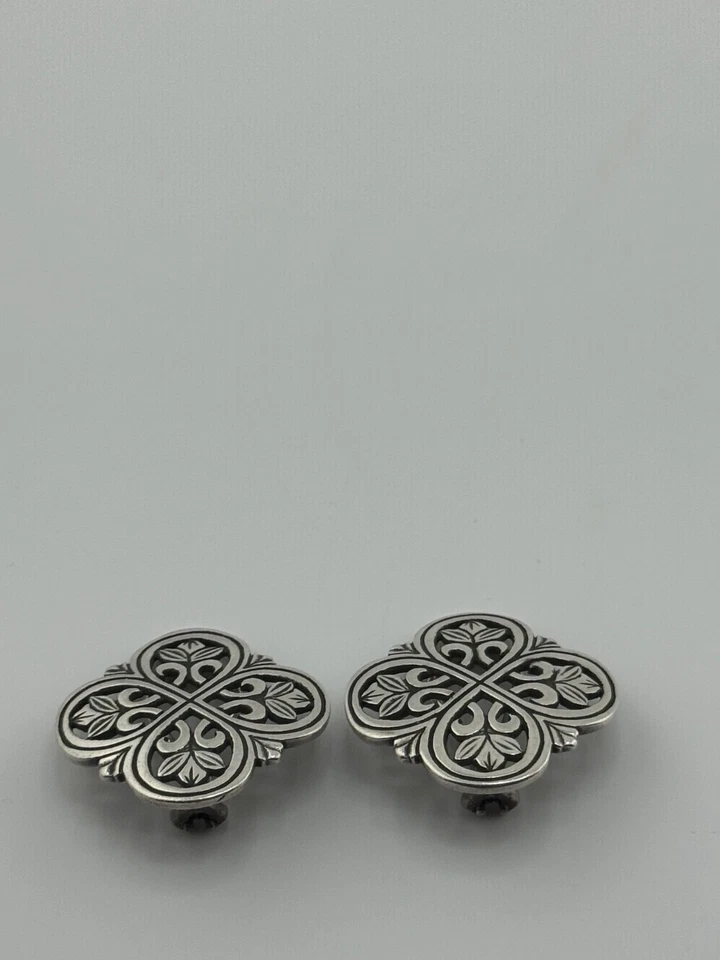 Pendientes de clip Angelina de plata de ley James Avery Foto 4 de 4