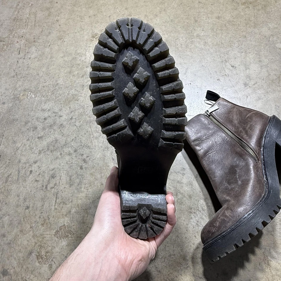 Botas Dr Martens para mujer talla 10 marrón Magdalena tacón plataforma suela Foto 4 de 4