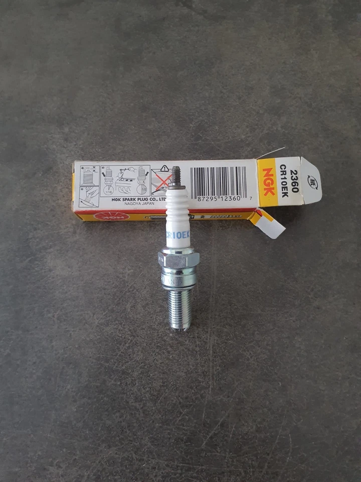 BOUGIE ALLUMAGE NGK CR10EK - Photo 3/3