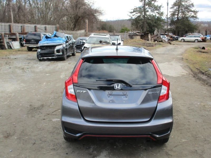 Cuarto de cristal de ventana lateral izquierdo Honda Fit 2015-2020 Foto 4 de 4