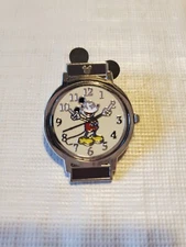 Disney Mickey Mouse Stop Watch Clock Trading Pin 