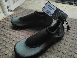neoprene beach shoes