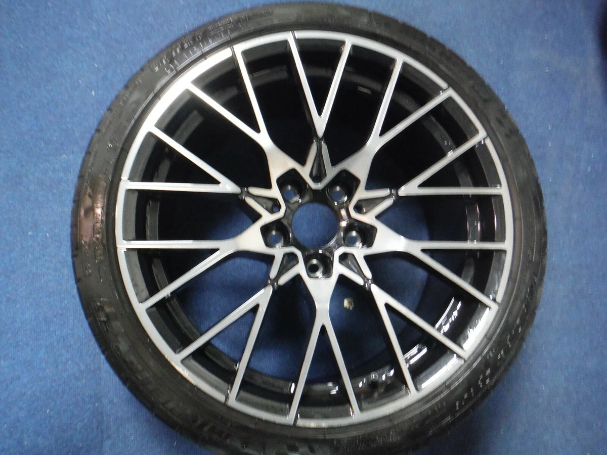 BMW M2 10J X 19” Y-spoke Rear Comp alloy 36108093988 & Michelin  