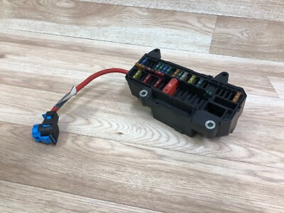 BMW OEM E65 E66 745 750 760 REAR TRUNK DISTRIBUTION FUSE BOX RELAY 2002-2008 6