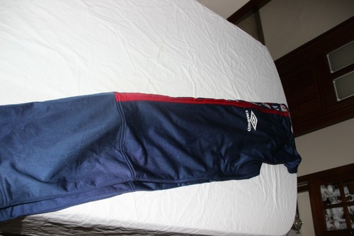 PANTALON CHANDAL OFICIAL VINTAGE DEL SEVILLA F.C DE MARCA UMBRO TALLA XL |  eBay