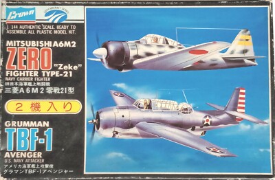 Crown 1/144 Mitsubishi A6M2 Zero Fighter Type 21 and Grumman TBF-1 Avenger (A1)
