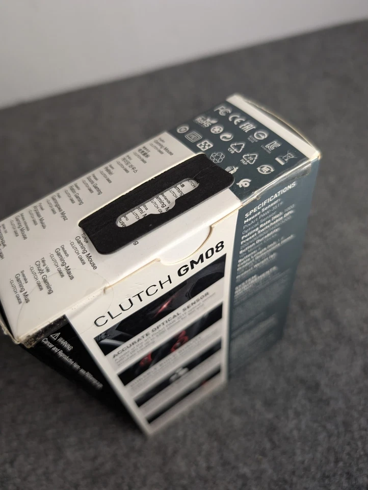 MSI Clutch GM08 Gaming Mouse, 4200 DPI Optical Sensor 3,Red LED Lighting - BLACK - Image 2 of 4