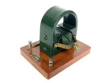Lot 8773 Uralt Dynamo Generator Antriebsmodell f&uuml;r Dampfmaschinen 2-4V um 1915