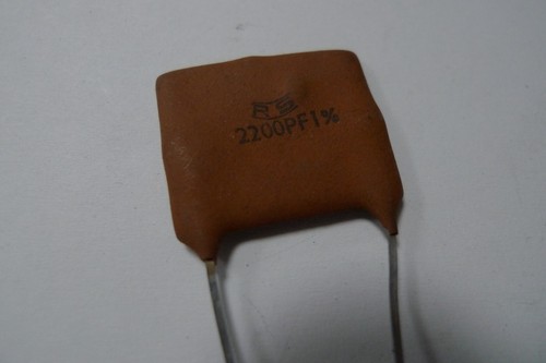 Capacitor Silver Mica Radio Spares 1% 470pF 680pF 820pF 1000pF 1500pF 2200pF + - Picture 20 of 132