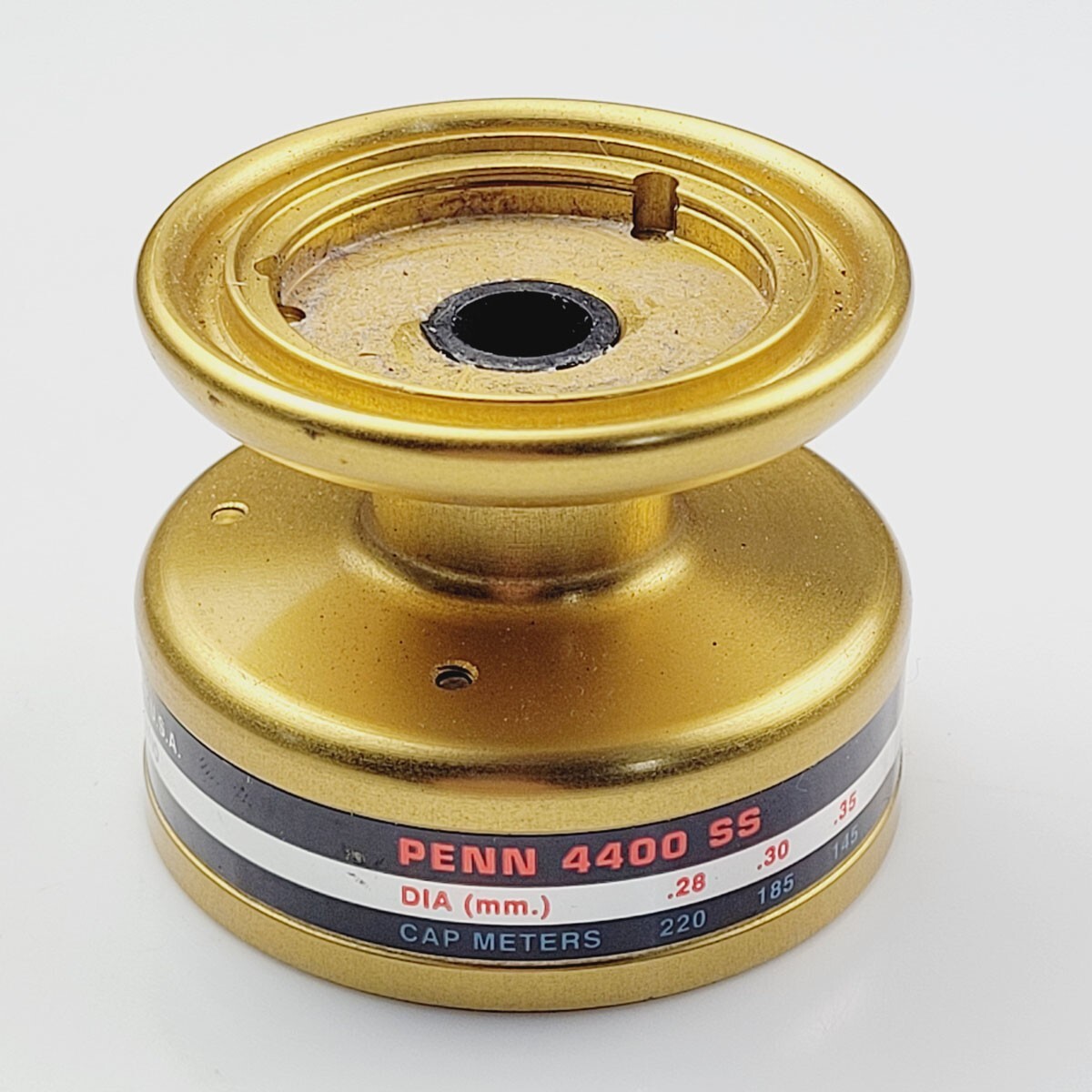 リール PENN Spinfisher 4400ss PENN SpinFisher 4400SS Graphite Spinning Reel 3rd Gen USA Made NEW