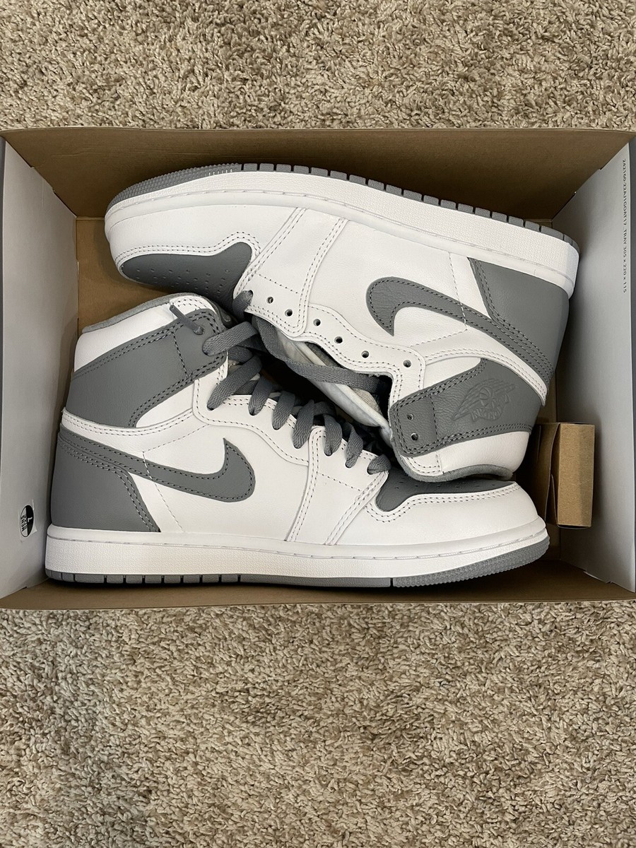 Nike Air Jordan 1 Retro High OG 'Stealth' Men Size 7 *NEW Nike Air Jordan 1 Retro High OG 'Stealth' Men Size 7 *NEW