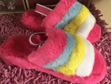Slipper Slides Snuggles Size 7 Super Soft Pink w/ yellow blue white stripes BNIB