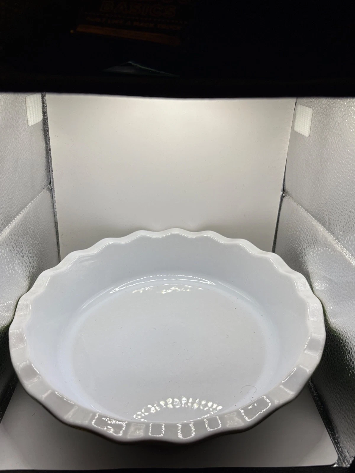 Green Emile Henry-France Ceramic Ruffled Edge Pie Plate Baking Dish 10"