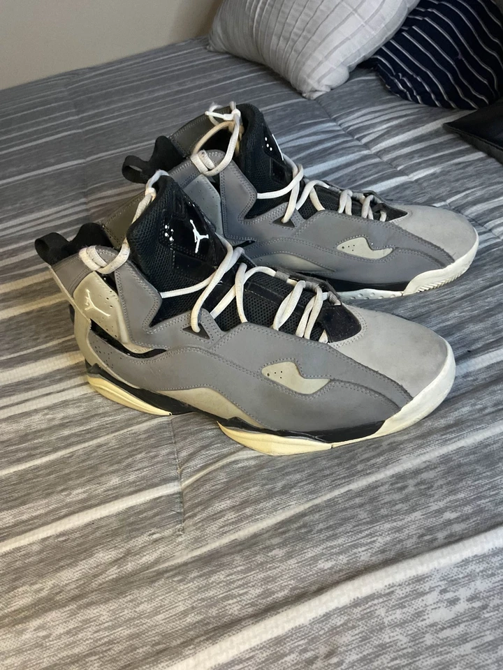 Talla 11 - Air Jordan True Flight Cool Grey Foto 4 de 4