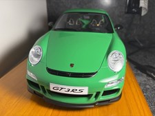 AUTOart 1/12 Scale Porsche 911 997 GT3 RS
