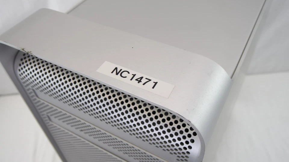 Apple Mac Pro Quad Core Tower | 3.2 Intel Xeon 32GB RAM HD5770 NO HDD Tested nc - Image 2 of 4