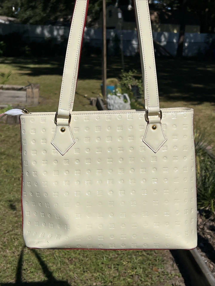 Arcadia Embossed Patent Leather Shoulder Bag Tote Satchel Off White Beige Italy - Image 2 of 4