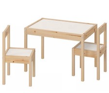Sch&ouml;ner Kindertisch Von Ikea Mit 2 St&uuml;hlen